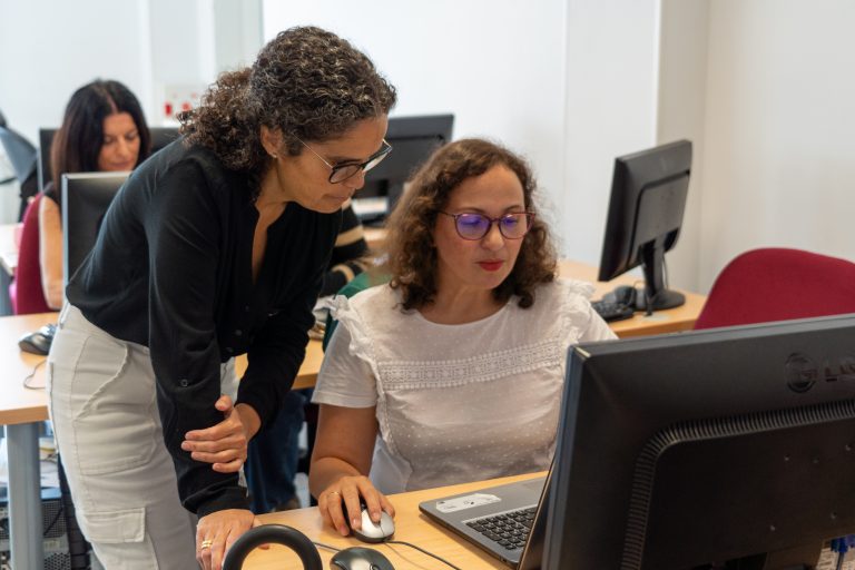 Consejos claves para destacar en tu próxima entrevista de trabajo